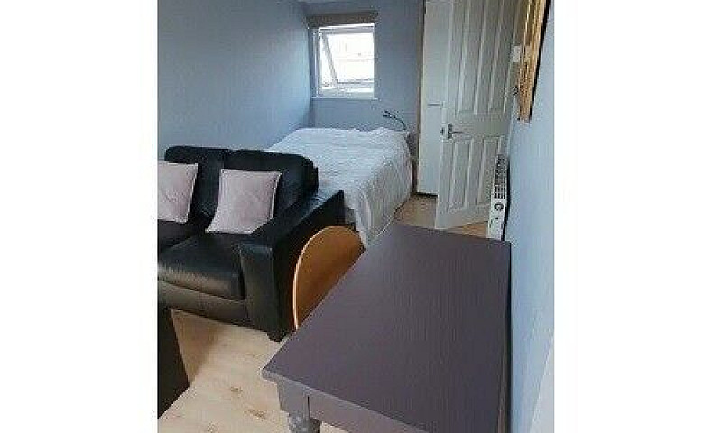 Loft Studio To Rent ...