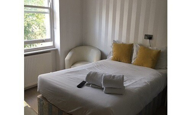  Semi-Studio To Rent...