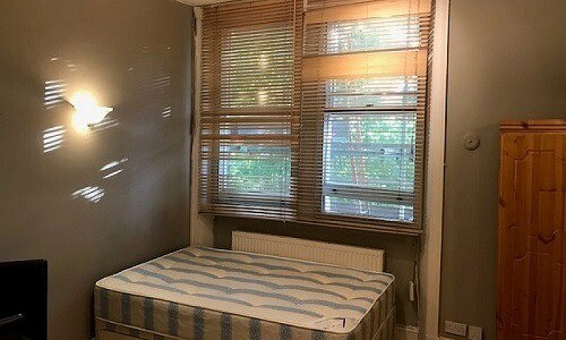 Semi-Studio To Rent ...