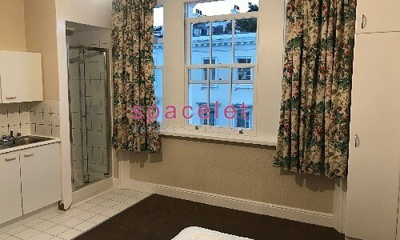 Semi-Studio Flat To ...
