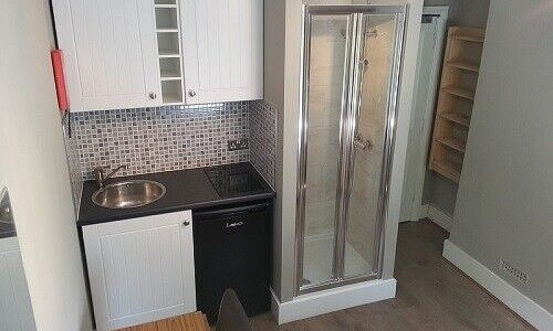 Semi-Studio To Rent ...