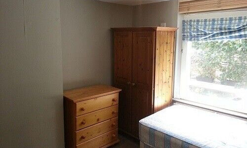 Semi-Studio To Rent ...