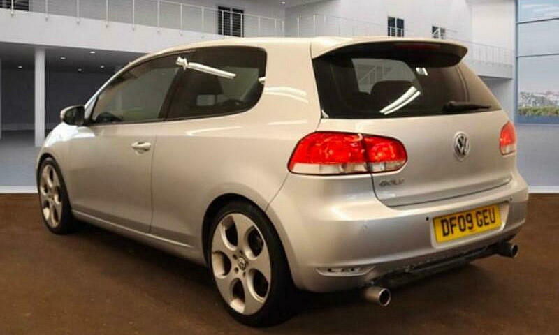 2009 Volkswagen Golf...