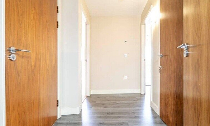 Furnished 1 Bedroom ...