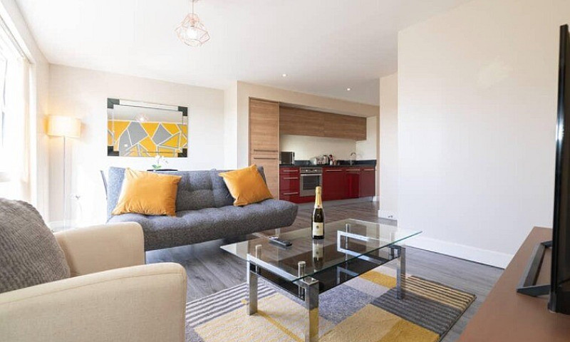 Furnished 1 Bedroom ...