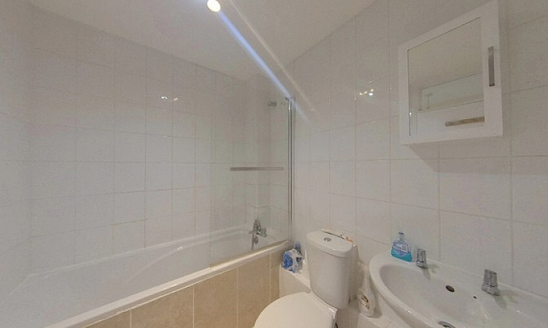** Two Bedroom 1St F...