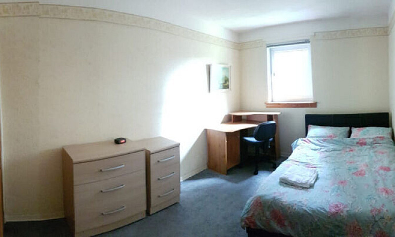 2 Bed First Floor Fl...