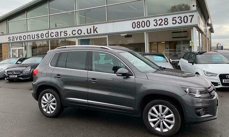 2014 Volkswagen Tigu...