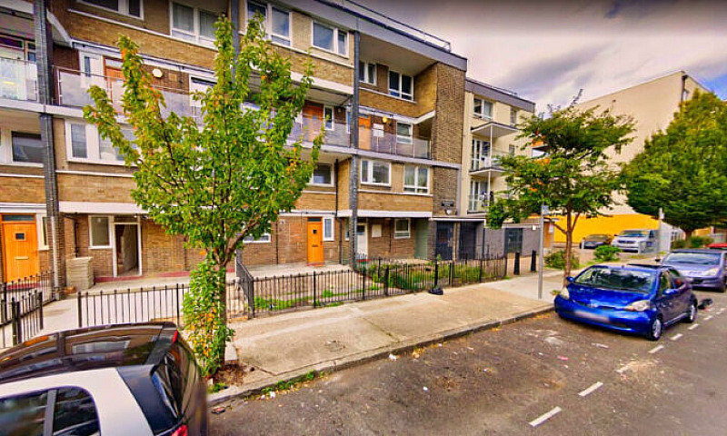 Wonderful 4 Bed Mais...