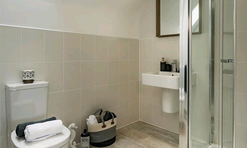 3 Bedroom Semi-Detac...