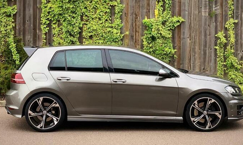 2015 64 Volkswagen G...