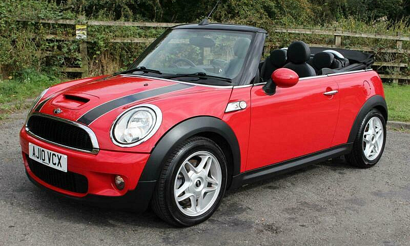 2010 Mini Convertibl...