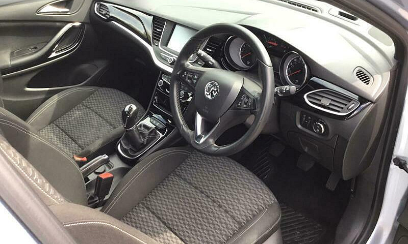 2016 Vauxhall Astra ...