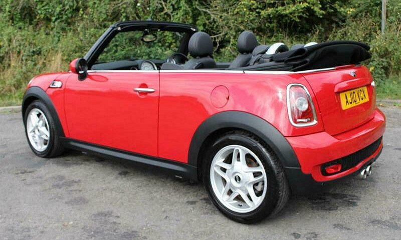 2010 Mini Convertibl...