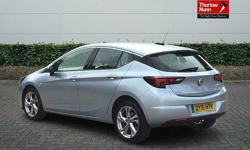 2016 Vauxhall Astra ...