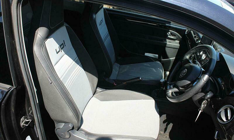 2012 Volkswagen Up 1...