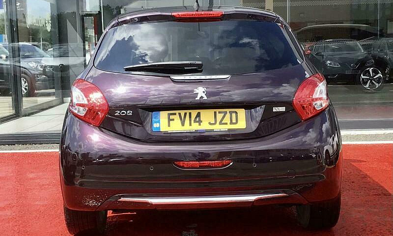 2014 Peugeot 208 1.6...