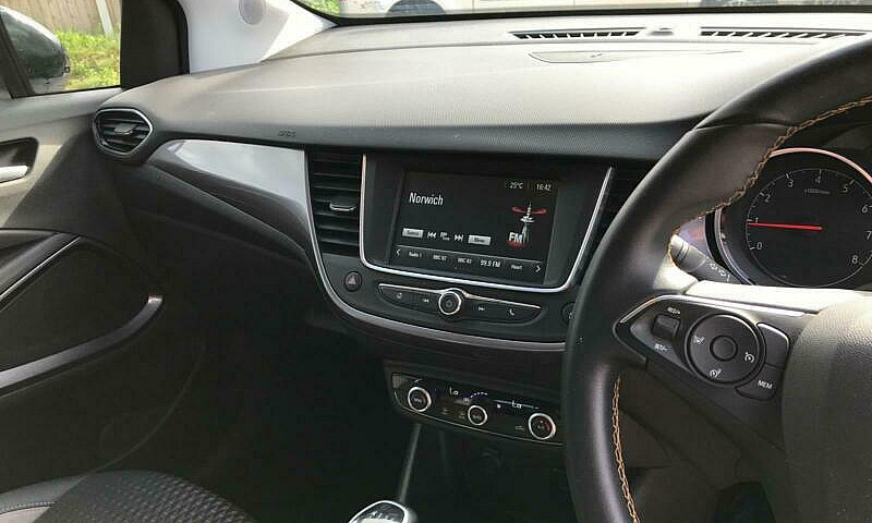 2018 Vauxhall Crossl...