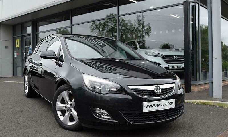 2011 Vauxhall Astra ...