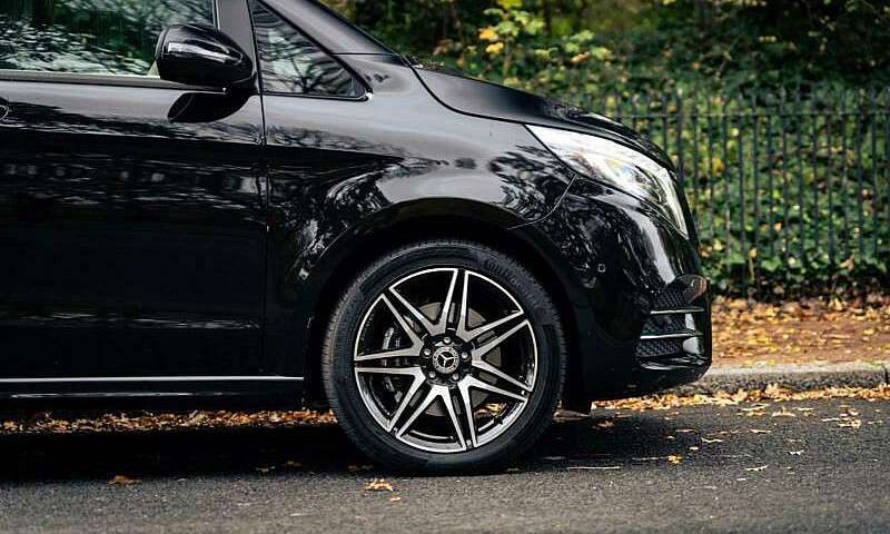 2021 Mercedes-Benz V...