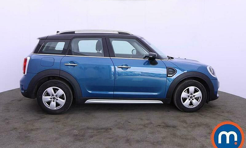 2019 Mini Countryman...