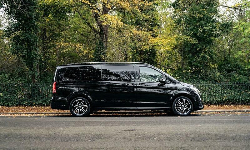 2021 Mercedes-Benz V...
