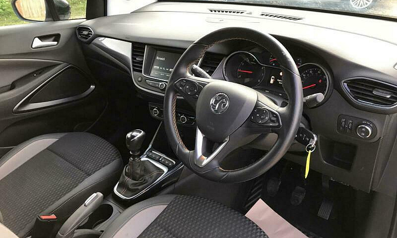 2018 Vauxhall Crossl...