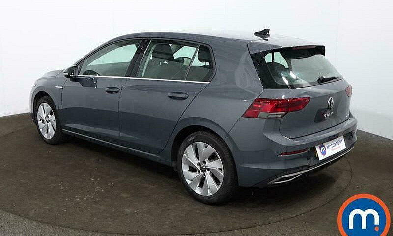 2020 Volkswagen Golf...