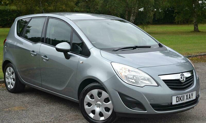 2011 (11) Vauxhall M...