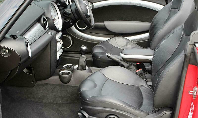 2010 Mini Convertibl...