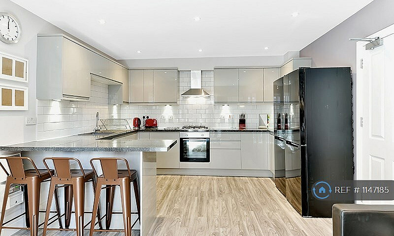 1 Bedroom In Waterba...