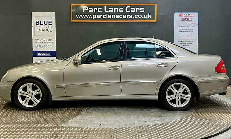 2007 Mercedes E Clas...