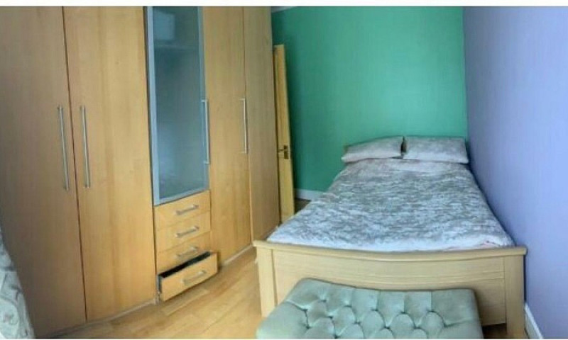 1 Bedroom For Rent I...
