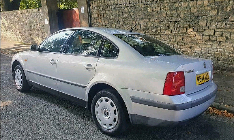 1998 Volkswagen Pass...