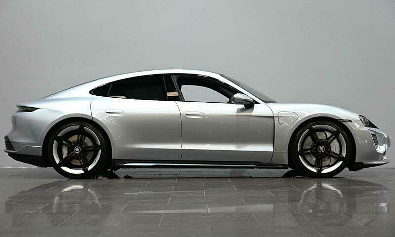 2020 Porsche Taycan ...