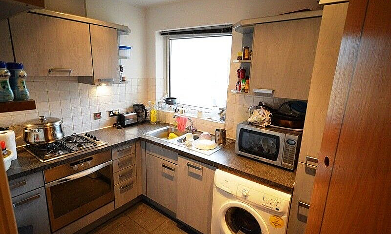 *Spacious Three Bedr...