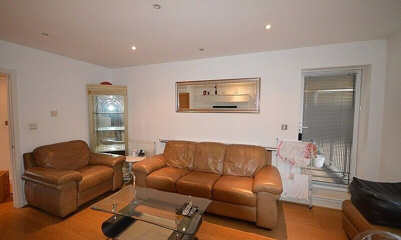 *Spacious Three Bedr...