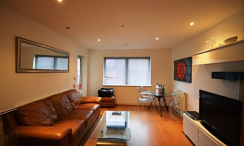 *Spacious Three Bedr...