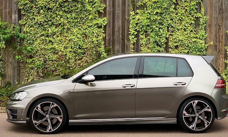 2015 64 Volkswagen G...
