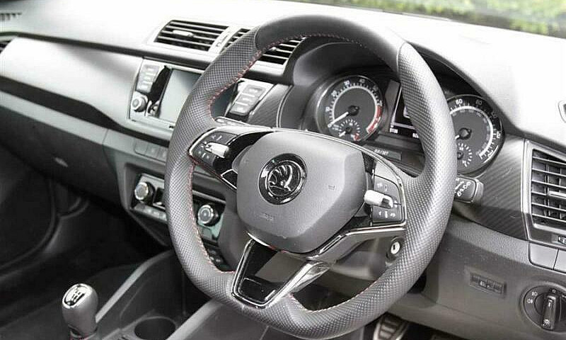 2021 Skoda Fabia 1.0...