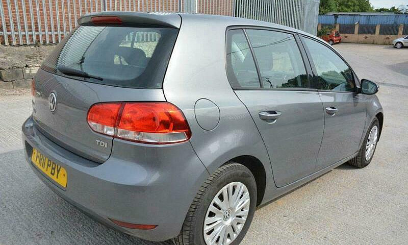 2011 11 Volkswagen G...