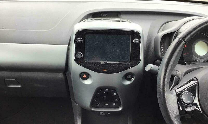 2018 Toyota Aygo Hat...