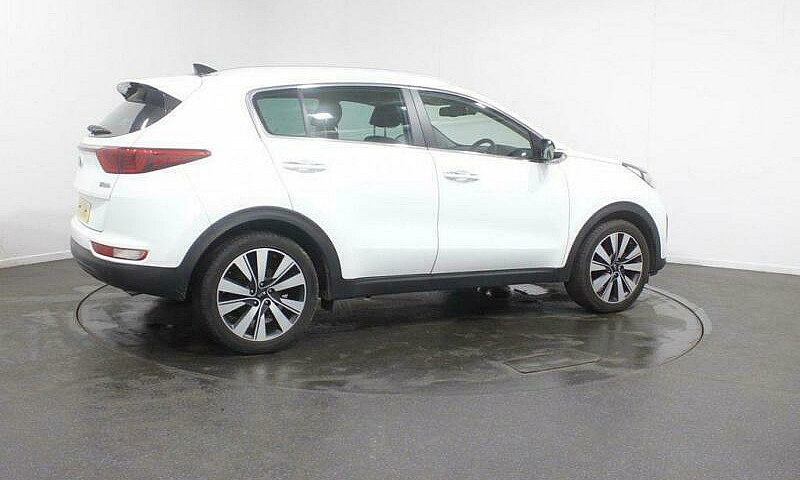 2018 18 Kia Sportage...