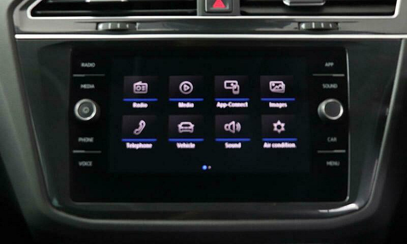 2018 Volkswagen Tigu...