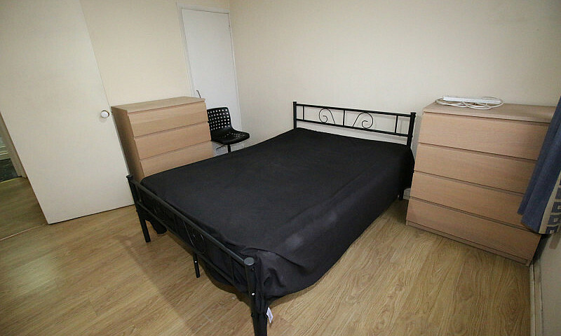 2 Bedroom Flat In Th...