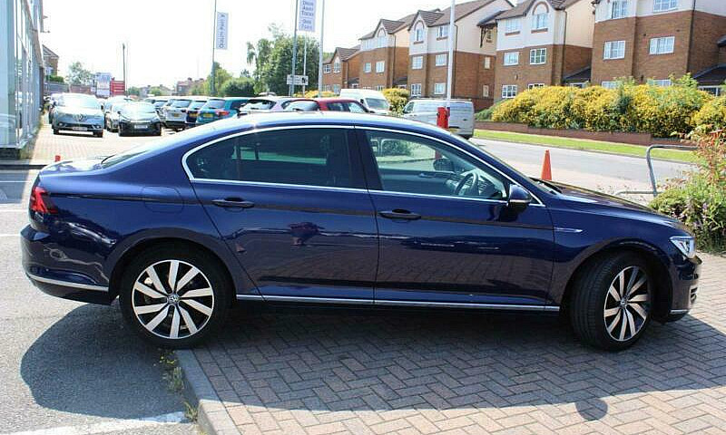 2018 Volkswagen Pass...