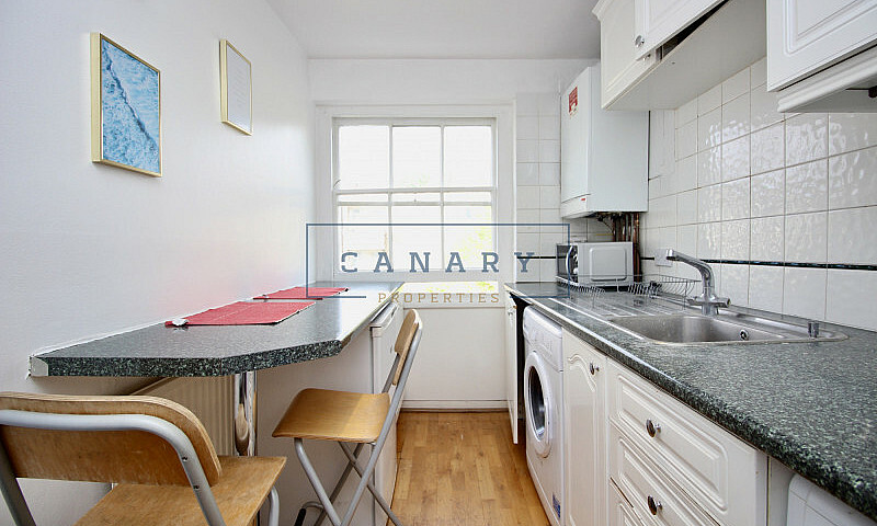 1 Bedroom Flat In Se...