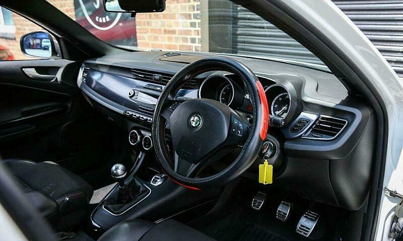 2011 Alfa Romeo Giul...