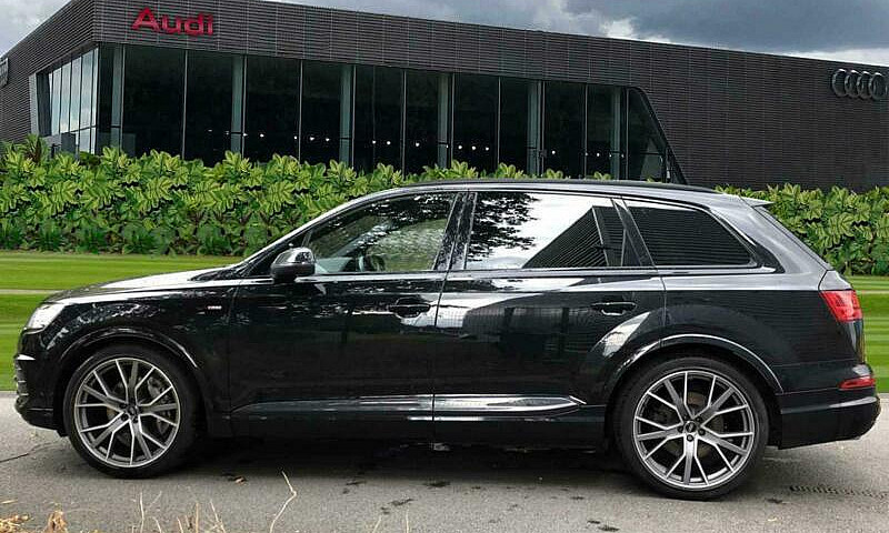 2018 Audi Q7 Black E...
