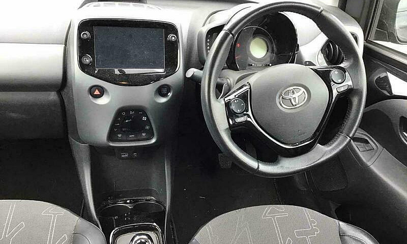 2018 Toyota Aygo Hat...